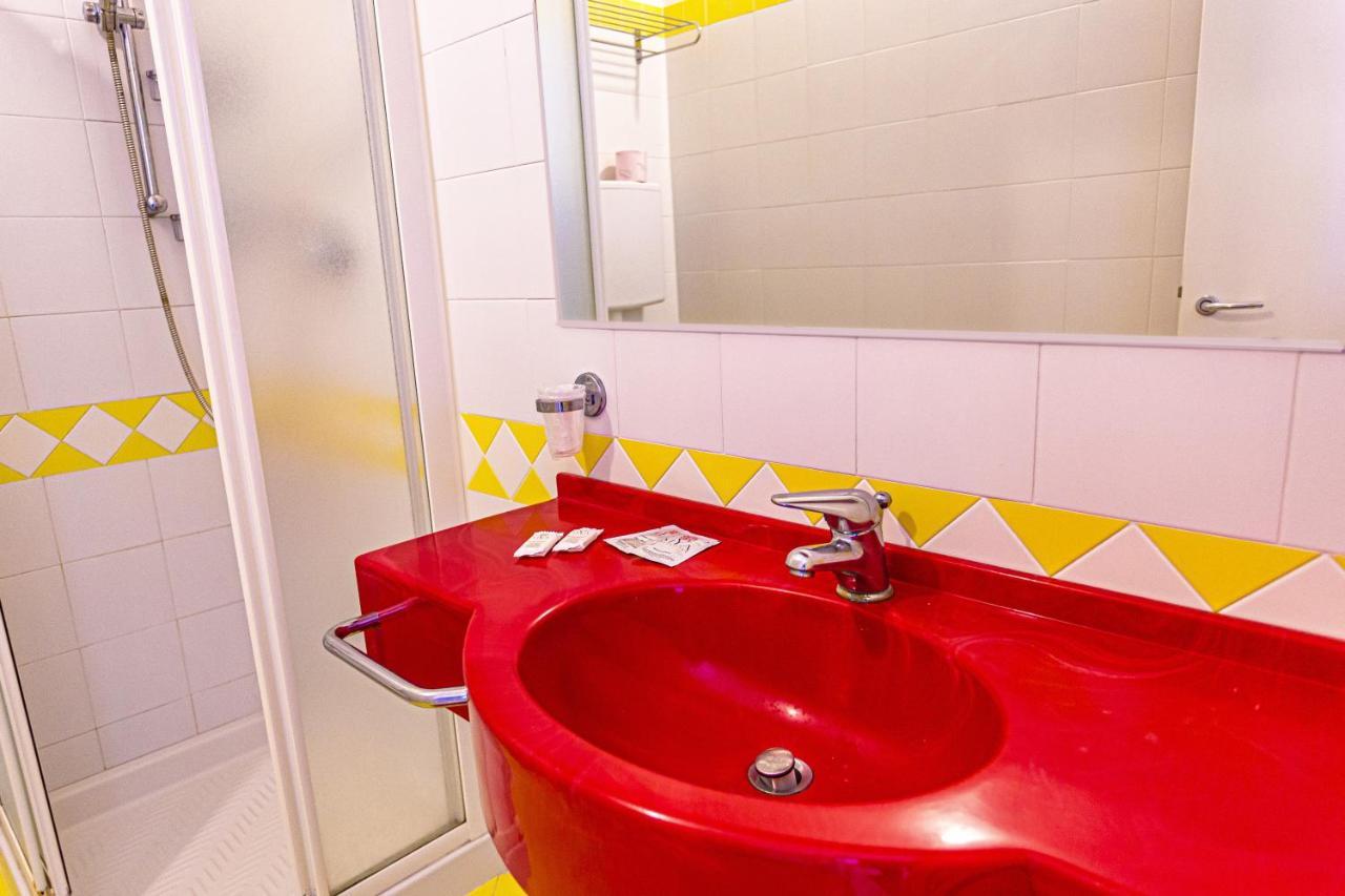 Hotel Continental Bellaria-Igea Marina Buitenkant foto